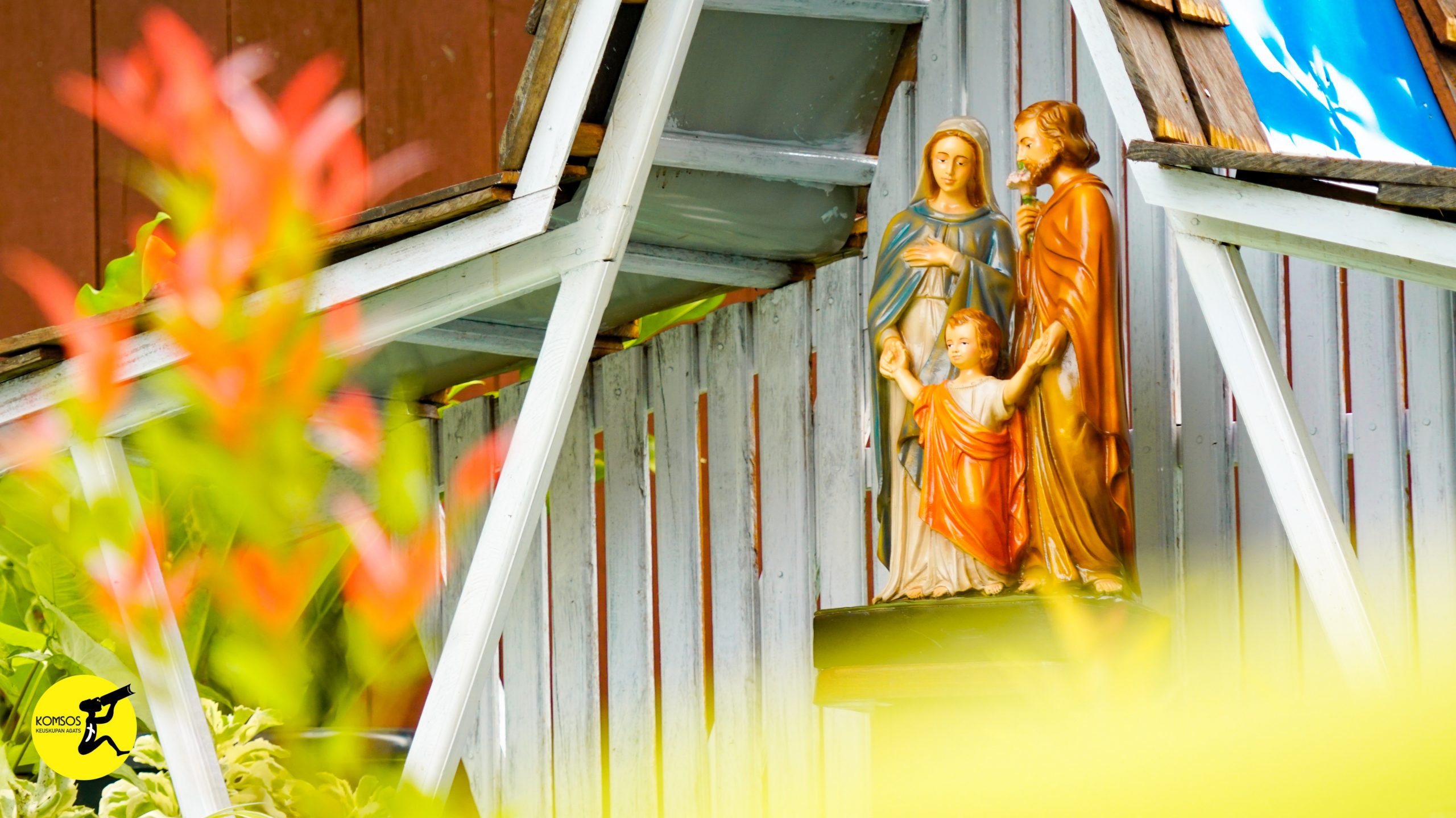 Pemberkatan patung Keluarga Kudus Nazareth Katedral Agats